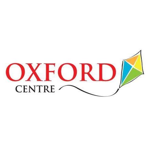  Magic Summer with Oxford Na zdjęciu logo szkoły