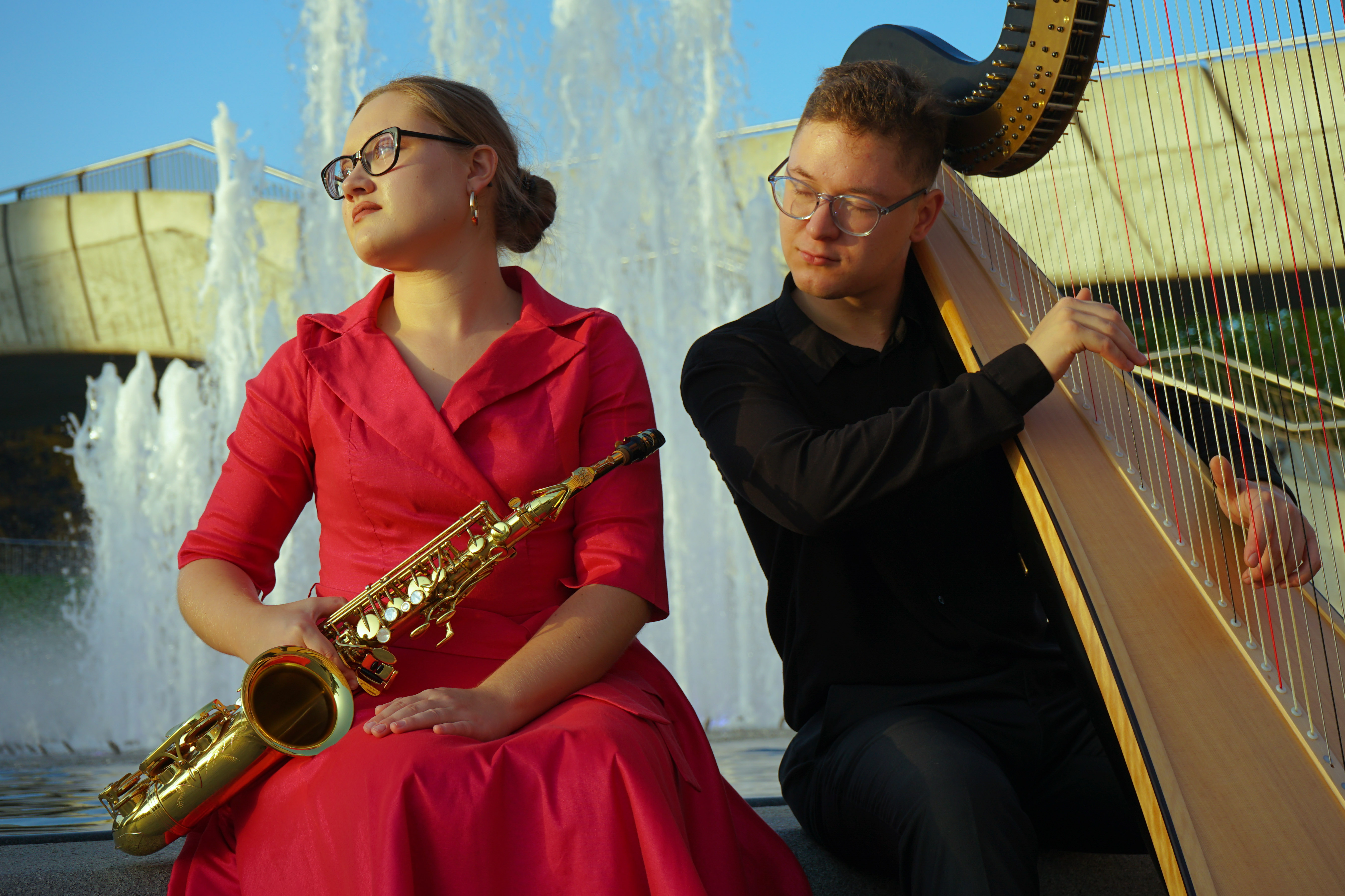 Trefon Gmyrek Duo Na zdjęciu dwoje muzyków z instrumentami
